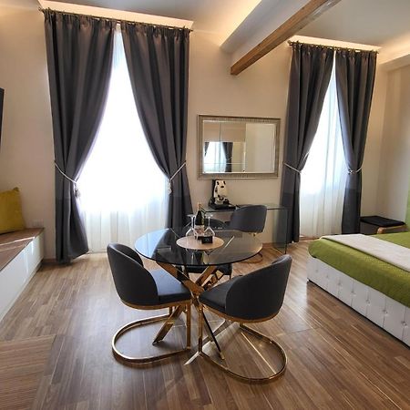 I Due Grifoni Studio Flat Taormine Extérieur photo